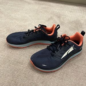 ALTRA solstice xt